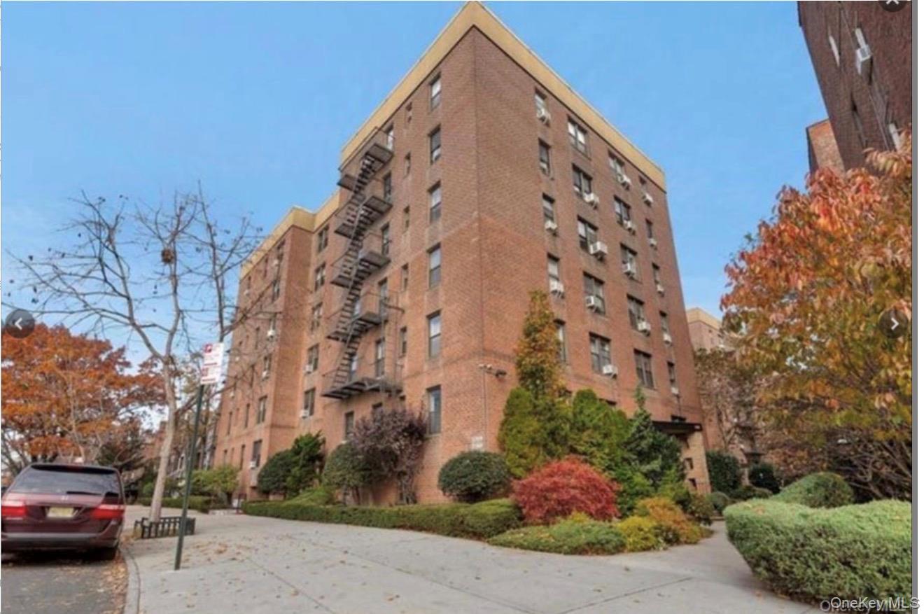 7261 Shore Road, Unit 1R Brooklyn, NY 11209 - Photo 1 of 14 Gallery Image 1