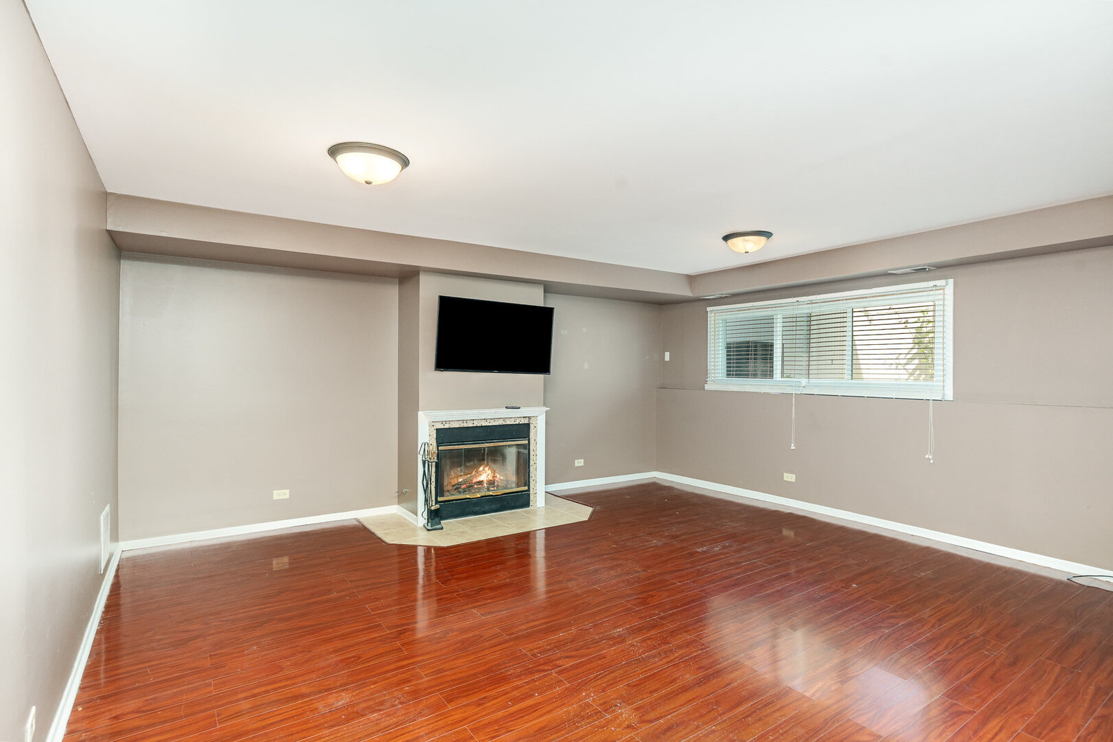 392 Park Ridge Lane, Unit B Aurora, IL 60504 - Photo 12 of 15 Gallery Image 12