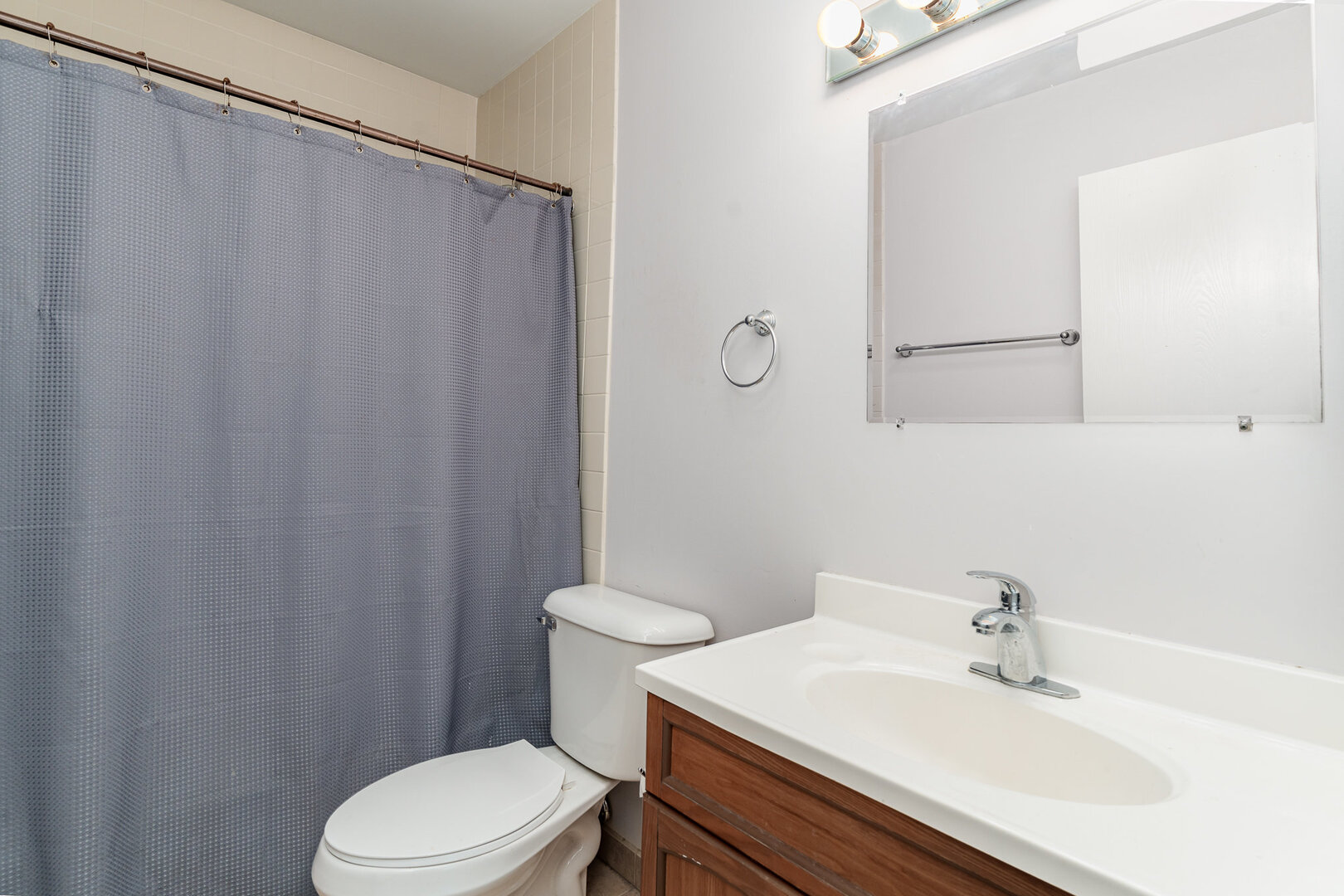 392 Park Ridge Lane, Unit B Aurora, IL 60504 - Photo 7 of 15 Gallery Image 7