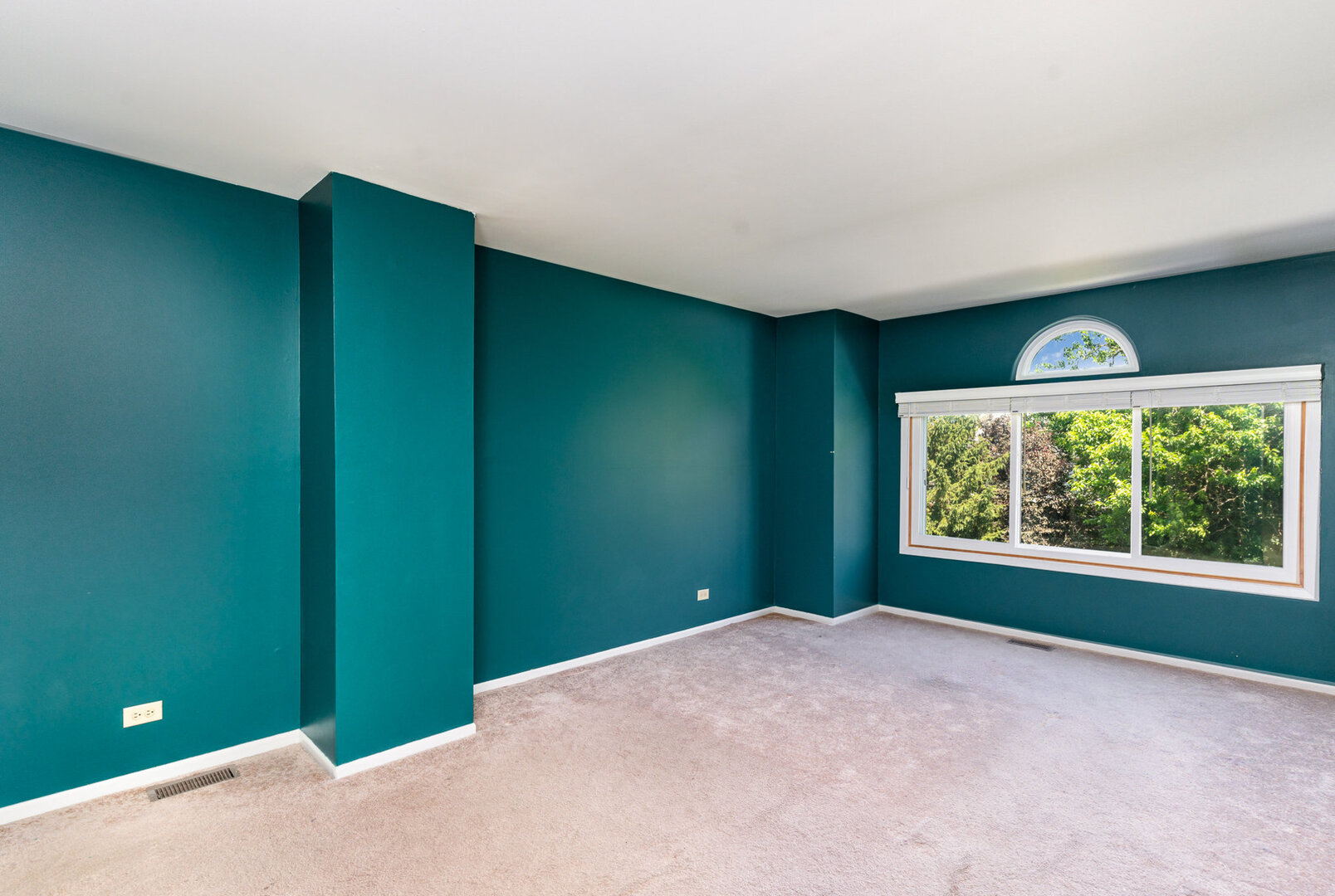 392 Park Ridge Lane, Unit B Aurora, IL 60504 - Photo 8 of 15 Gallery Image 8
