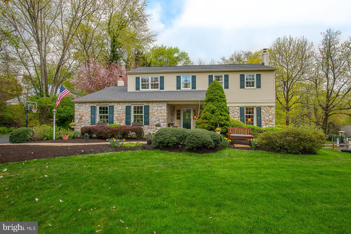 674 Fernfield Circle Wayne, PA 19087 - Photo 1 of 34 Gallery Image 1