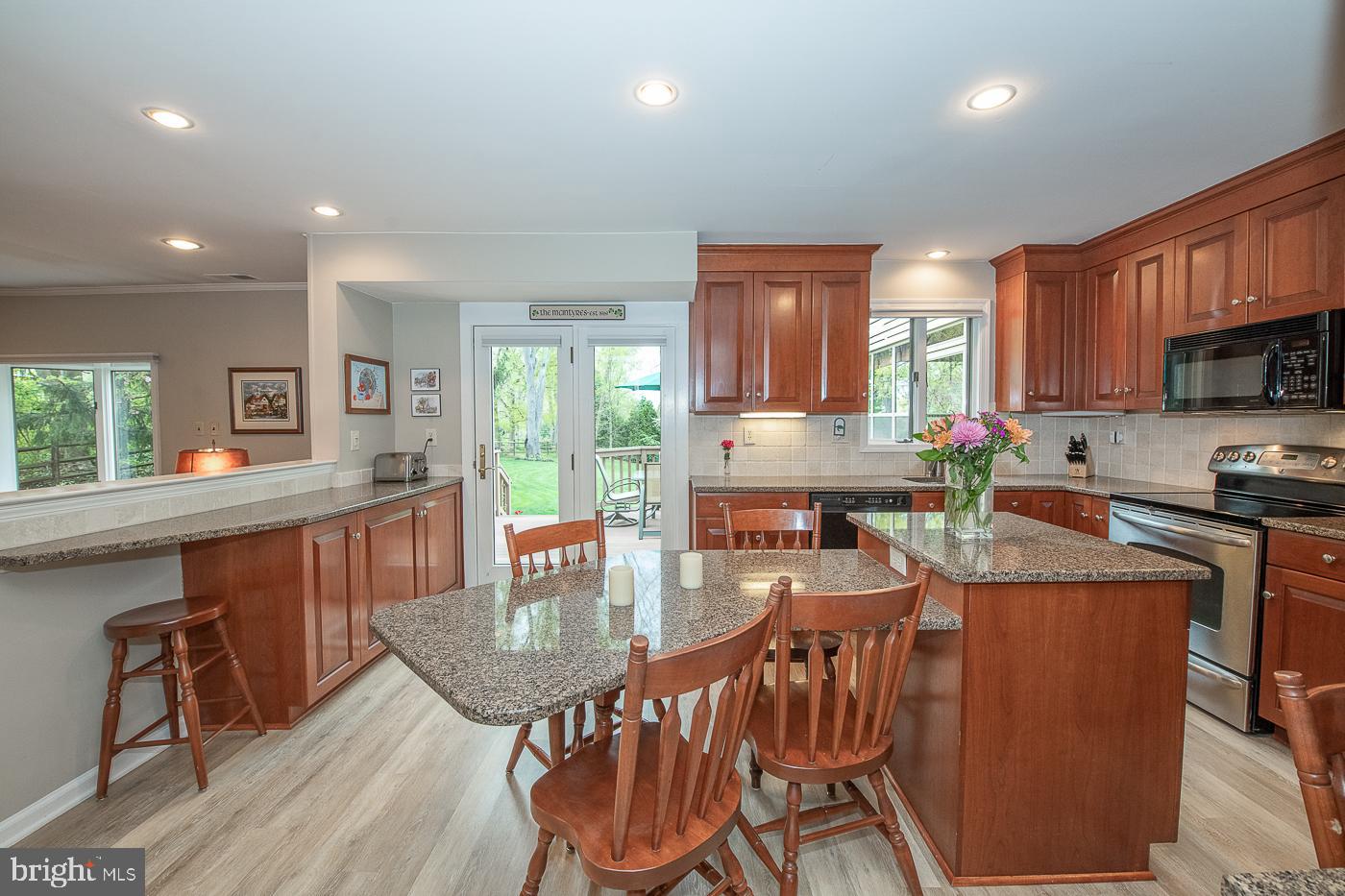674 Fernfield Circle Wayne, PA 19087 - Photo 12 of 34 Gallery Image 12