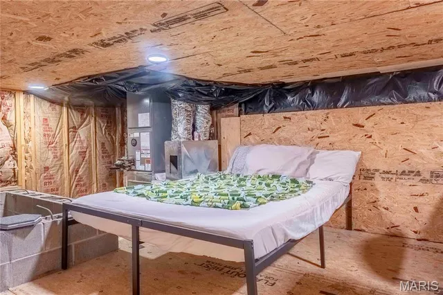 $830,000 | 2 Whitetail Rdg Road, Eolia, MO 63344