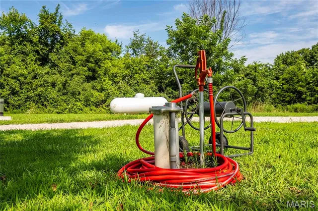 $830,000 | 2 Whitetail Rdg Road, Eolia, MO 63344