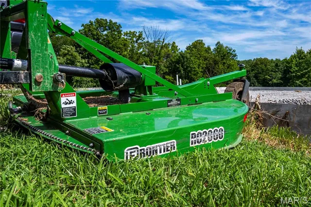 $830,000 | 2 Whitetail Rdg Road, Eolia, MO 63344