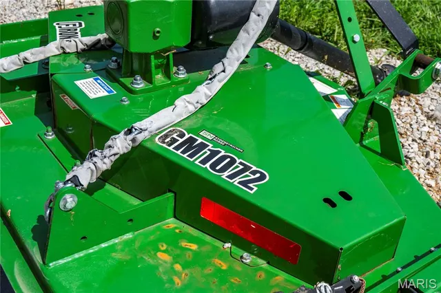 $830,000 | 2 Whitetail Rdg Road, Eolia, MO 63344