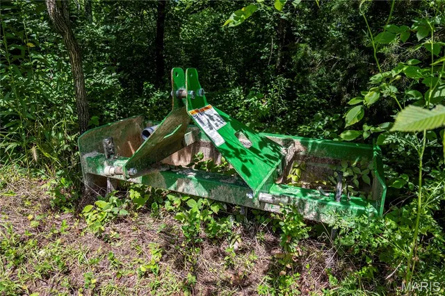 $830,000 | 2 Whitetail Rdg Road, Eolia, MO 63344