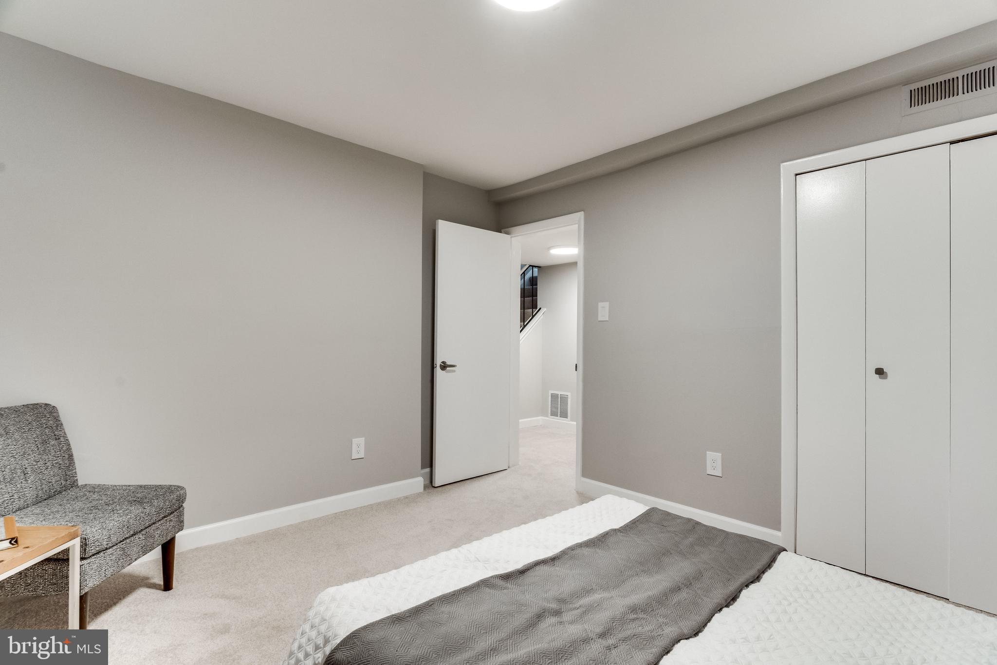 1666 Valencia Way Reston, VA 20190 - Photo 50 of 57