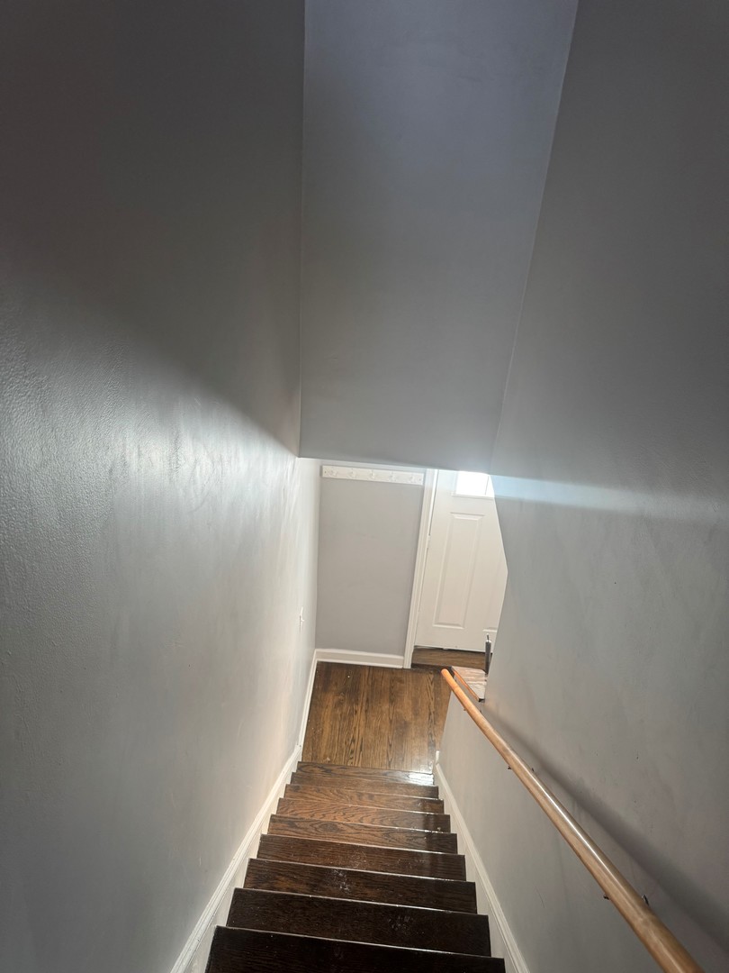 654 East 105th Street Chicago, IL 60628 - Photo 11 of 12 a view of entryway