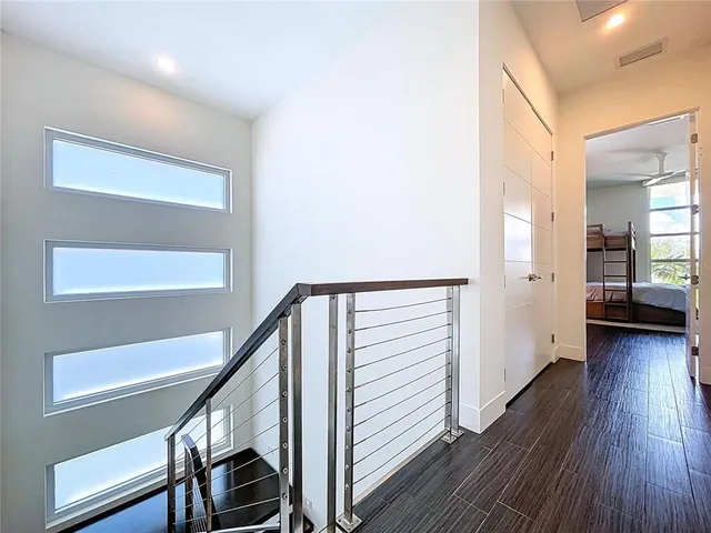 $4,696,600 | 1347 Harbor Drive, Sarasota, FL 34239