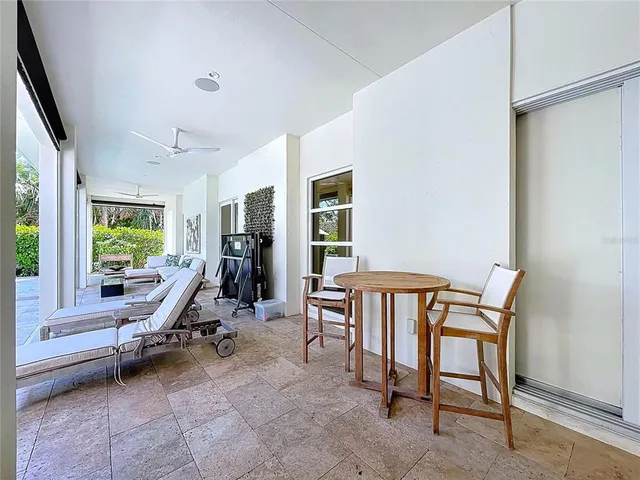 $4,696,600 | 1347 Harbor Drive, Sarasota, FL 34239