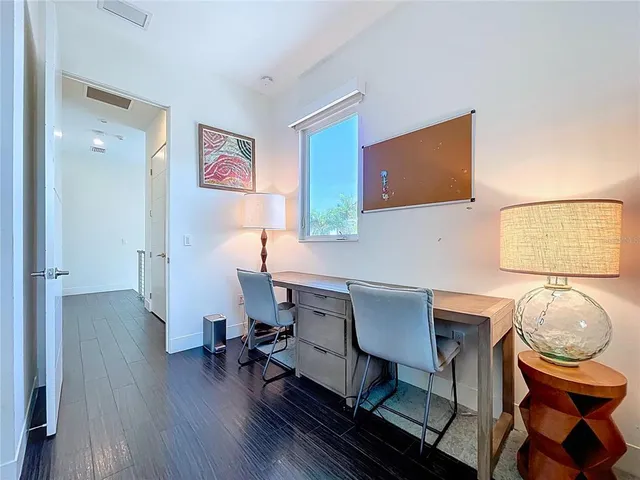 $4,696,600 | 1347 Harbor Drive, Sarasota, FL 34239