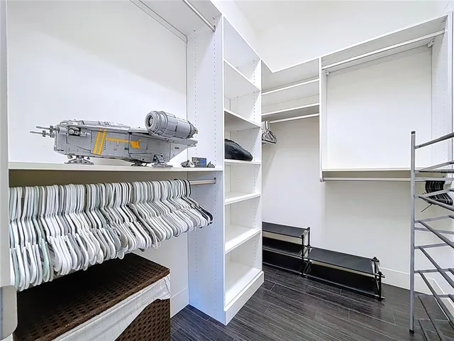 $4,696,600 | 1347 Harbor Drive, Sarasota, FL 34239