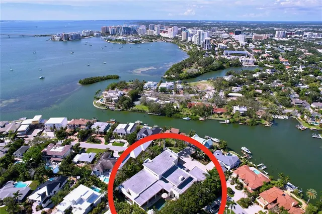 $4,696,600 | 1347 Harbor Drive, Sarasota, FL 34239