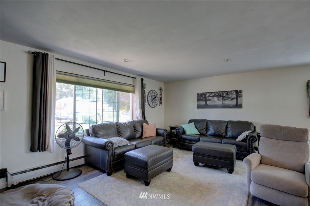 18507 Andis Road Burlington, WA 98233 - Photo 6 of 31 Gallery Image 6