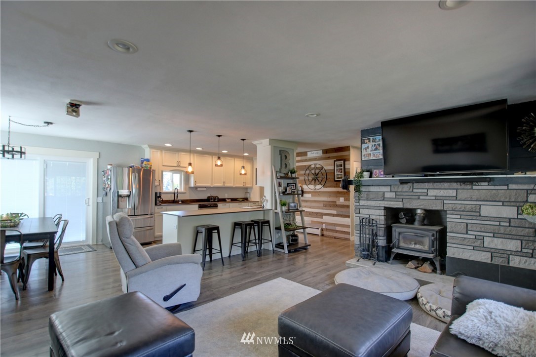 18507 Andis Road Burlington, WA 98233 - Photo 7 of 31 Gallery Image 7