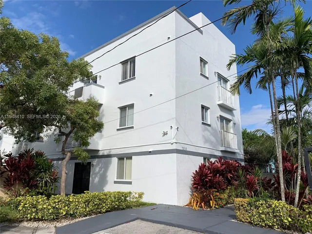 $1,650 | 7516 Northeast 1st Avenue, Unit 202, Miami, FL 33138