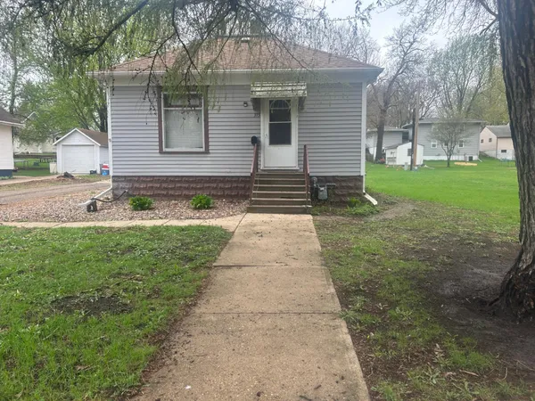 $99,900 | 315 Morrison Avenue, Jackson, MN 56143