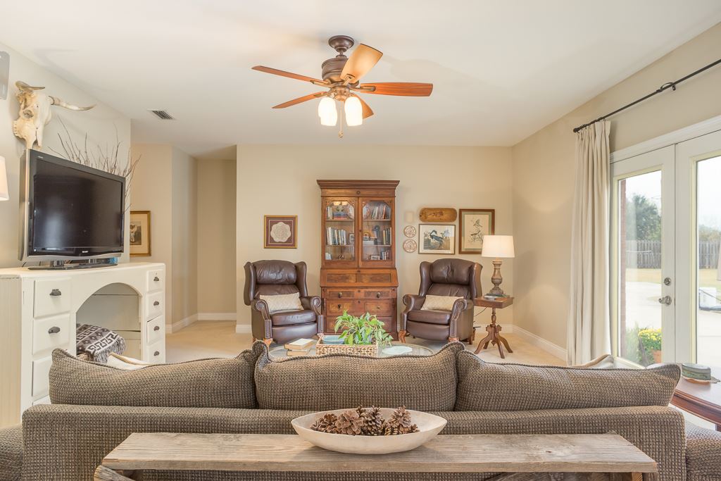 9112 Thoroughbred Run Fairhope, AL 36532 - Photo 7 of 25 Family Room
