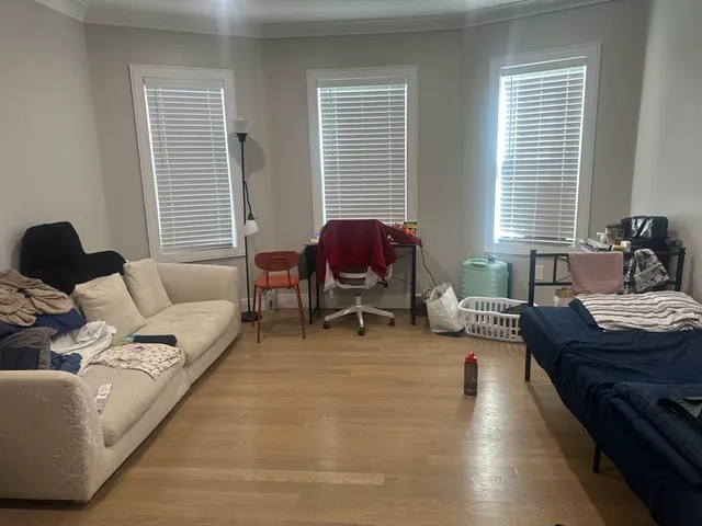 $4,000 | 44 Iffley Road, Unit 1, Boston, MA 02130