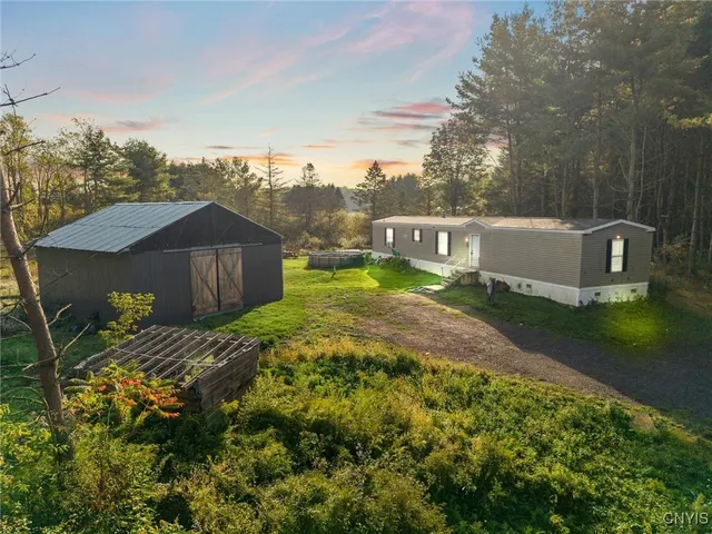 $150,000 | 260 Hinman Road, Pulaski, NY 13142