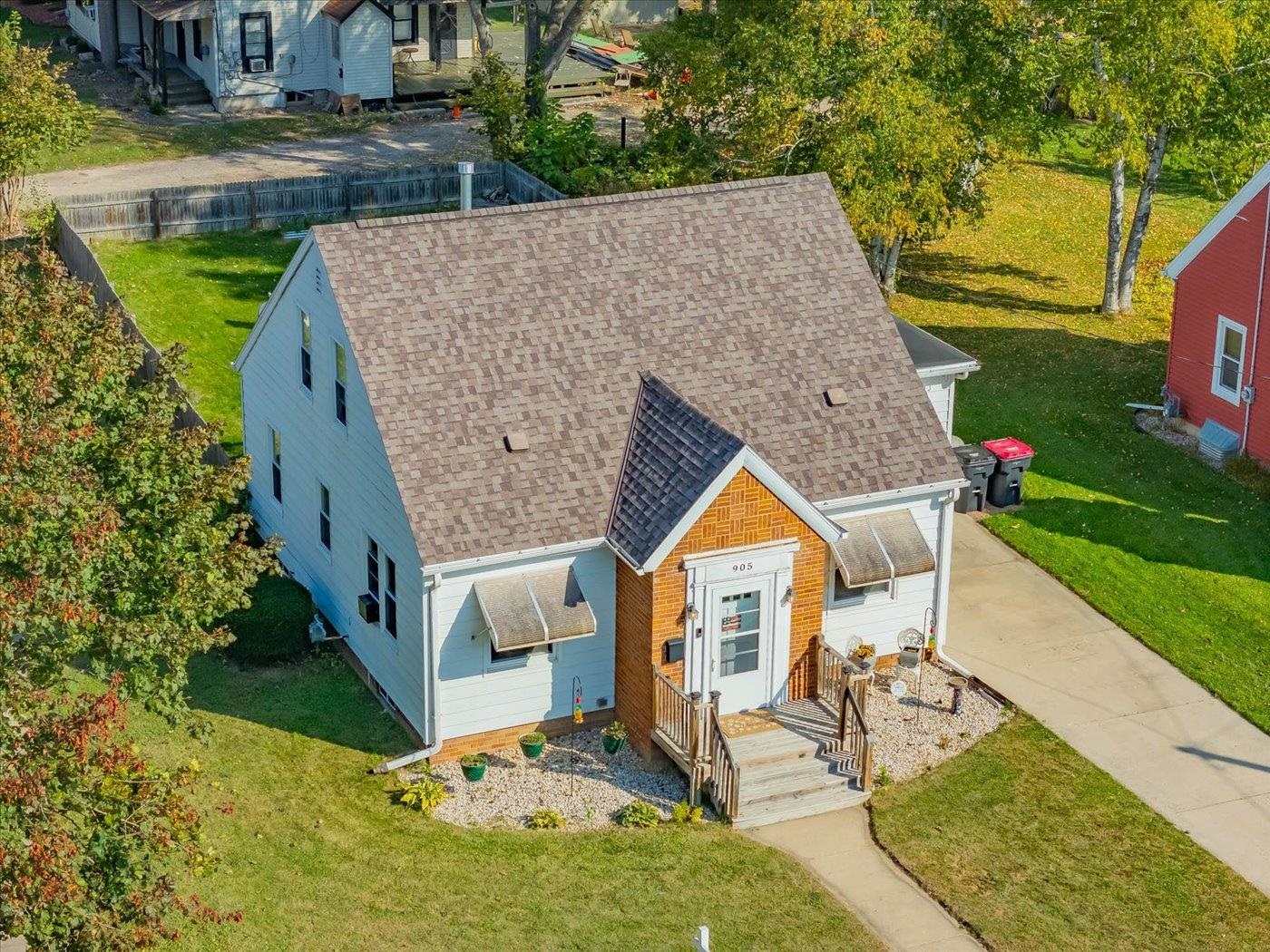 905 East Madison Street Waterloo, WI 53594 - Photo 1 of 1 Gallery Image 1