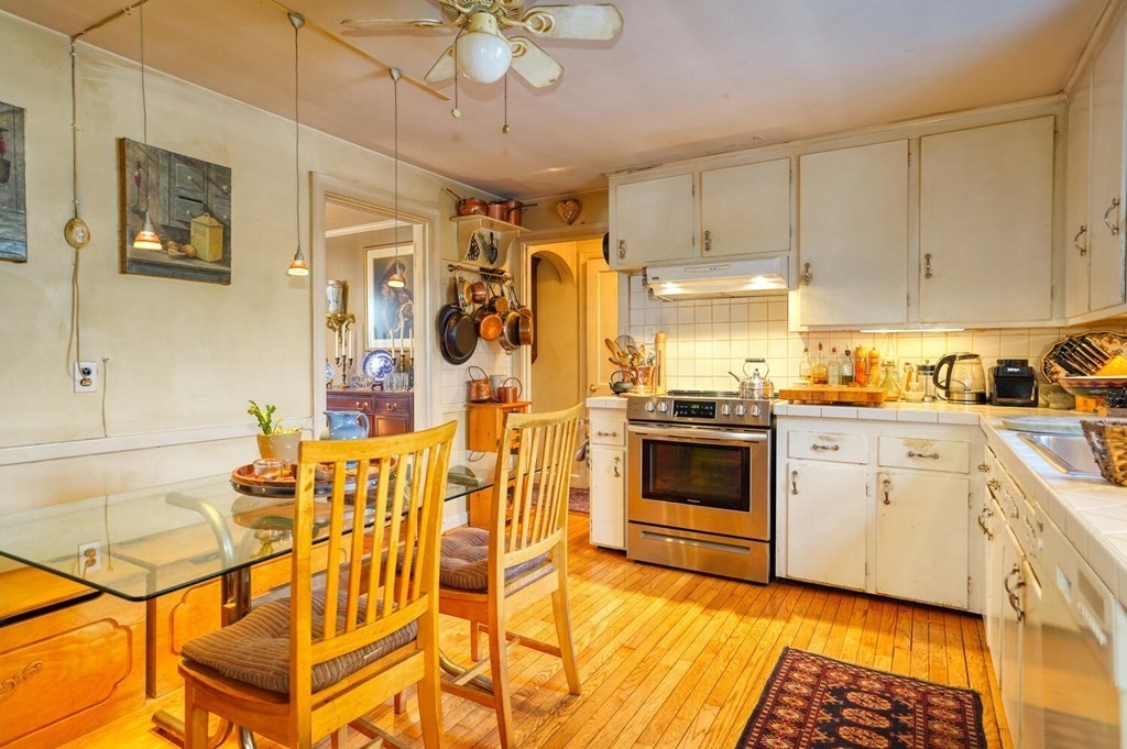 32 Williams Road Lexington, MA 02420 - Photo 11 of 42