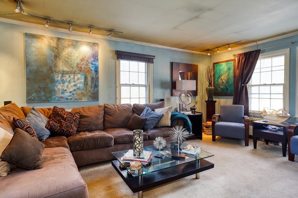 32 Williams Road Lexington, MA 02420 - Photo 7 of 42