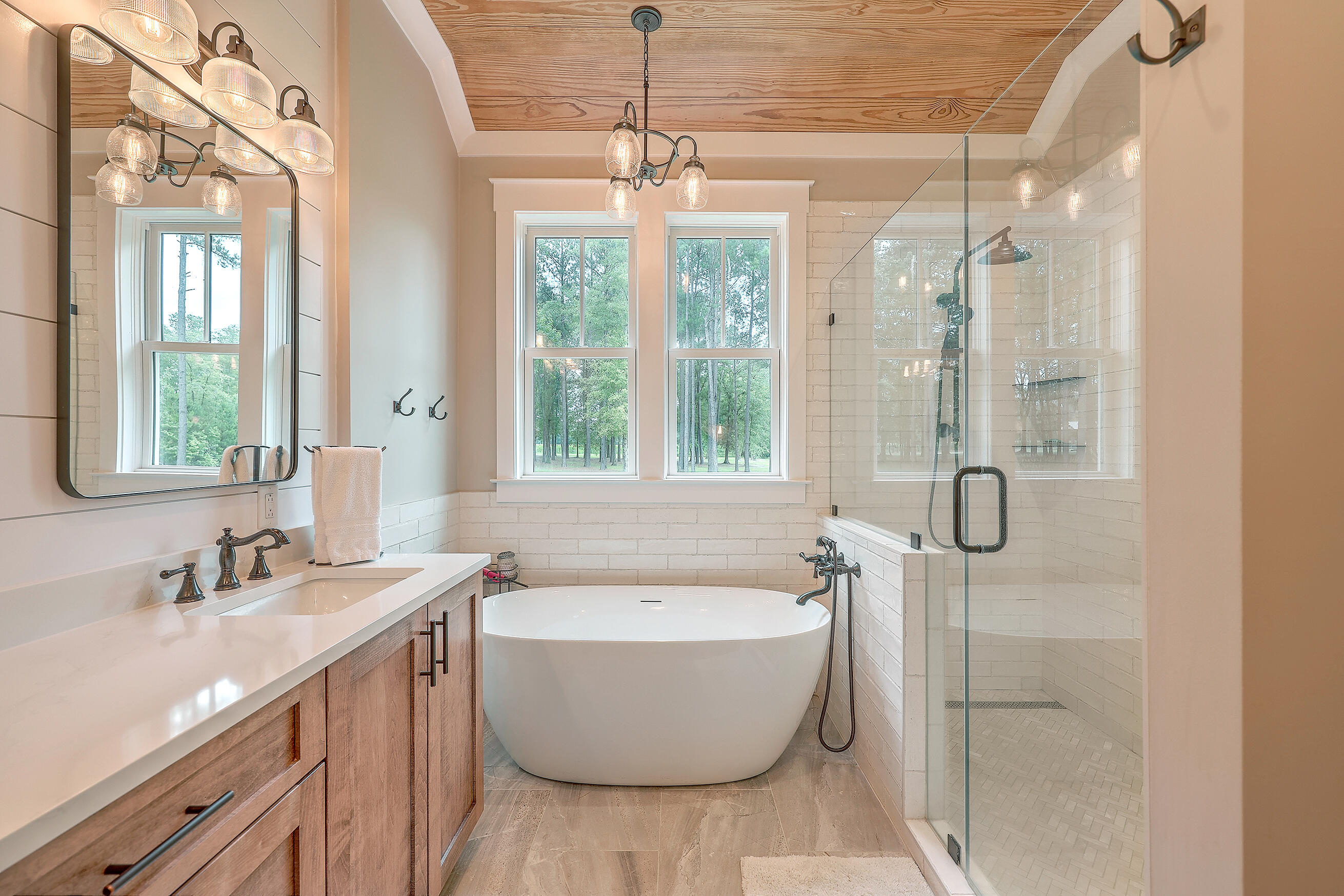 12145 Low Country Highway Ruffin, SC 29475 - Photo 16 of 73 Main: Primary TUB!