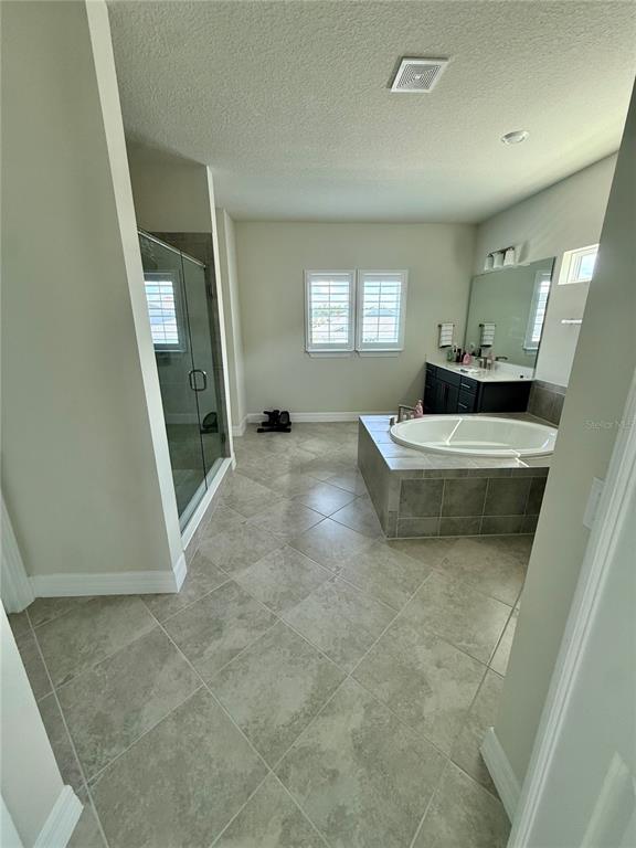 8441 Pk Clf Way Orlando, FL 32836 - Photo 38 of 59 a view of a livingroom with wooden furniture and window