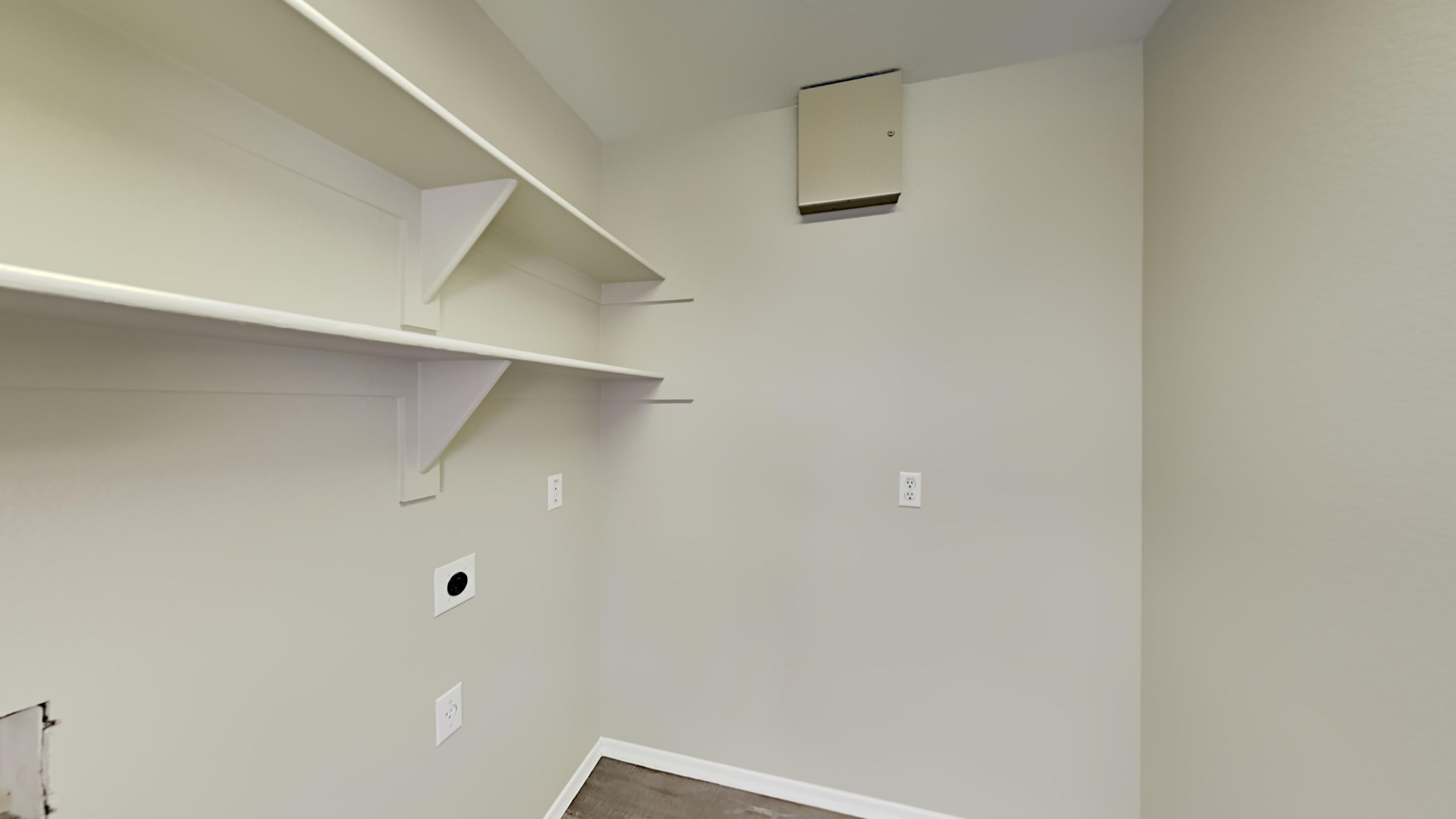 1632 East Fremont Road Phoenix, AZ 85042 - Photo 6 of 13 5_Image_ZRR5ycsXMW