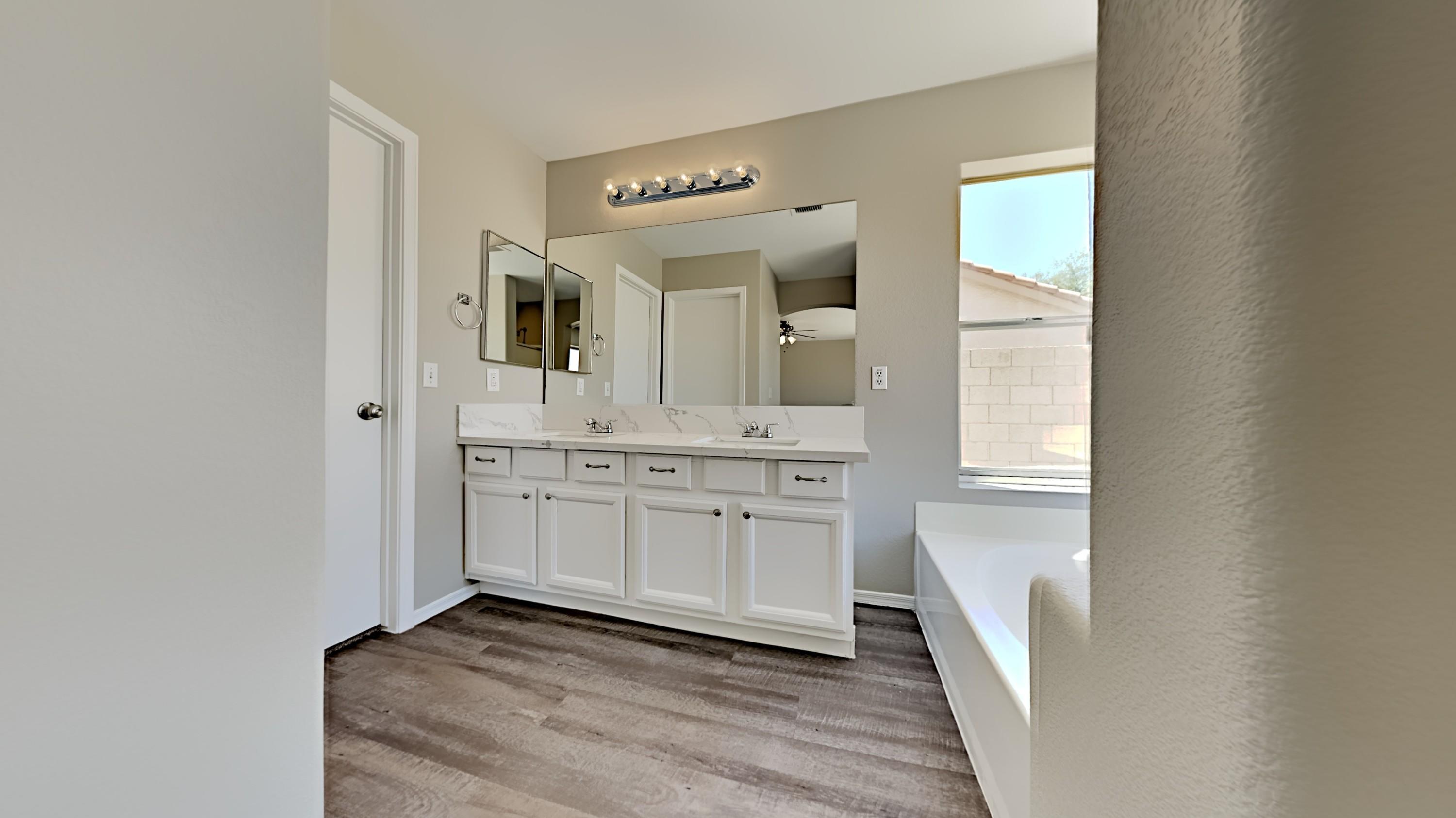 1632 East Fremont Road Phoenix, AZ 85042 - Photo 8 of 13 7_Image_4BmkLJQ6g4