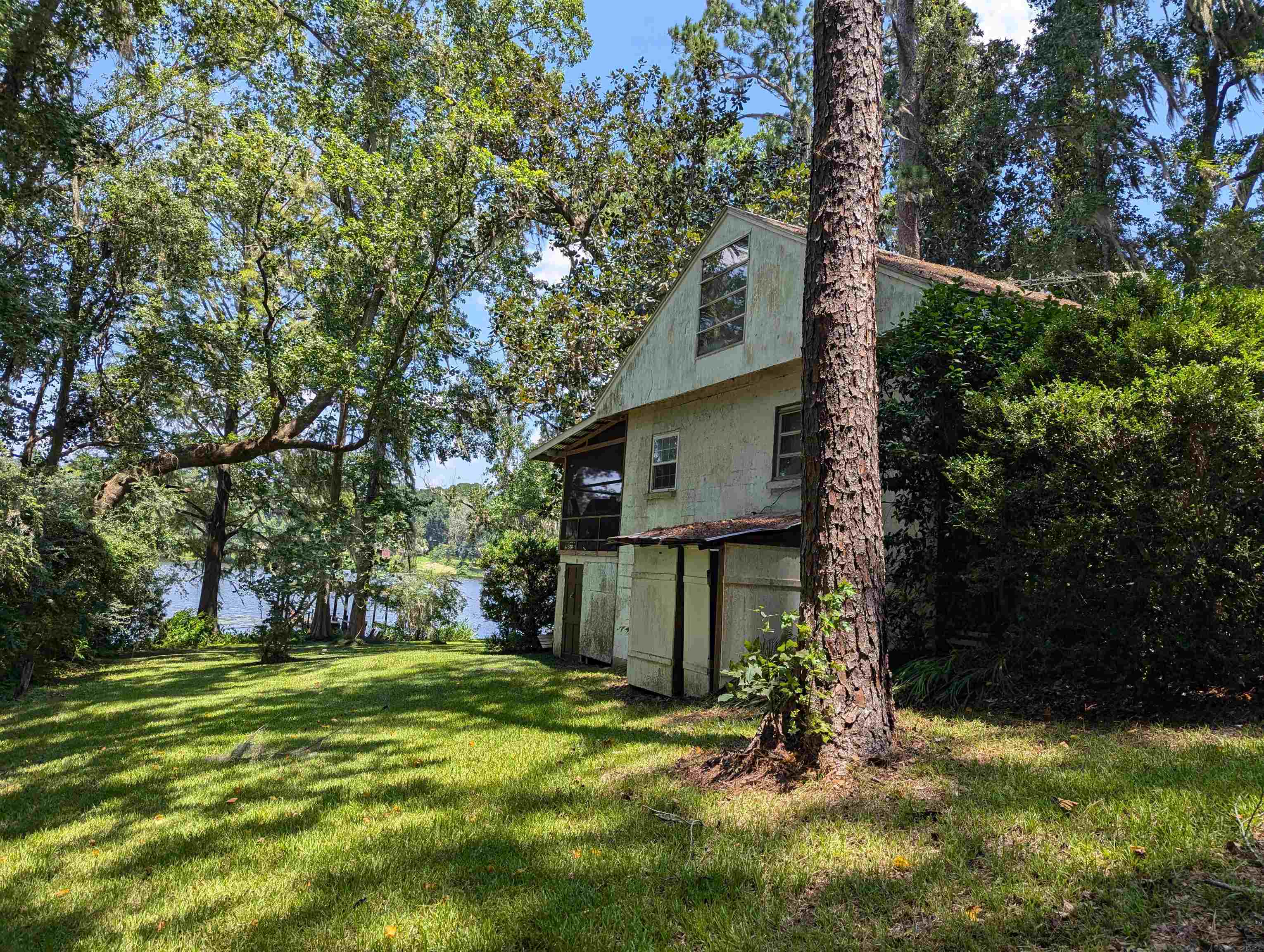 1897 Collins Landing Road Tallahassee, FL 32310 - Photo 40 of 42 Gallery Image 40