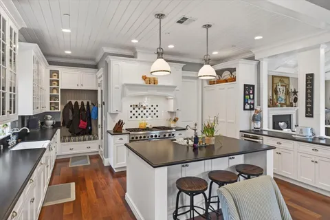 $3,600,000 | 18355 Idylwild Road, Los Gatos, CA 95033