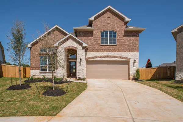 $3,900 | 2016 Woodland Park Court, Conroe, TX 77384