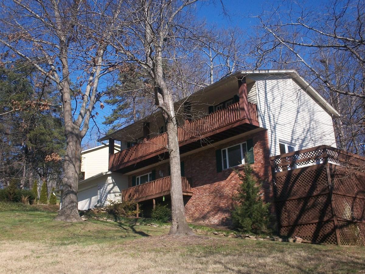 2008 Plumb Ridge Road Knoxville, TN 37932 - Photo 6 of 26 116_3339 (Copy)