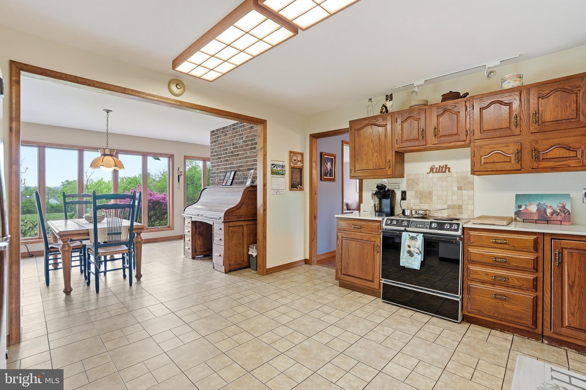 2045 Adams Road East Greenville, PA 18041 - Photo 21 of 62 Kitchen