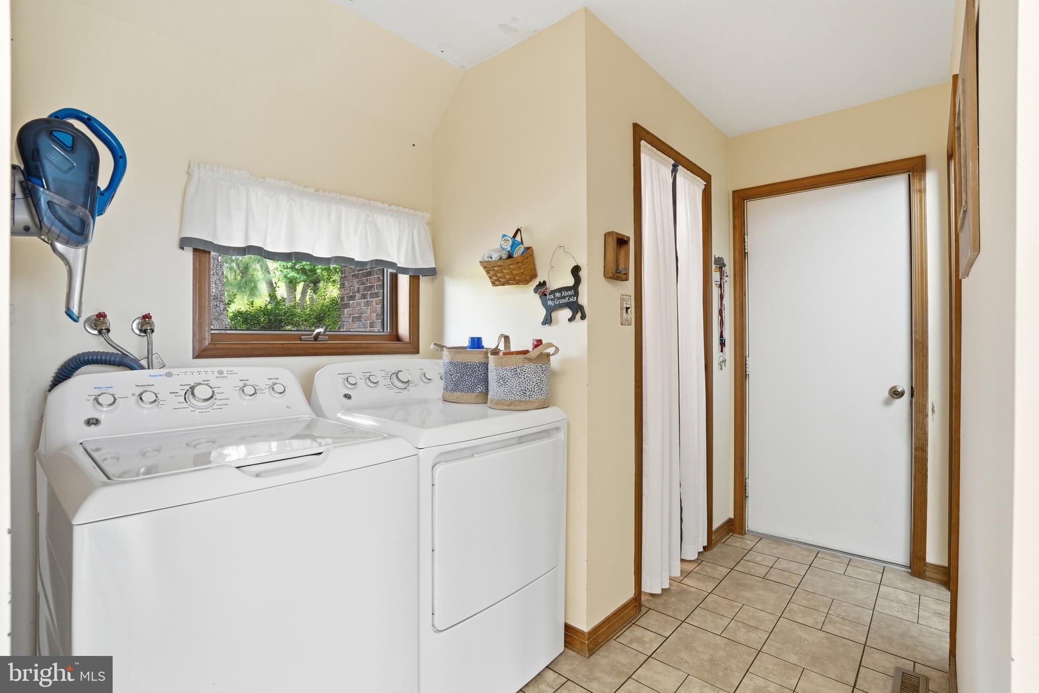2045 Adams Road East Greenville, PA 18041 - Photo 23 of 62 Laundry Area