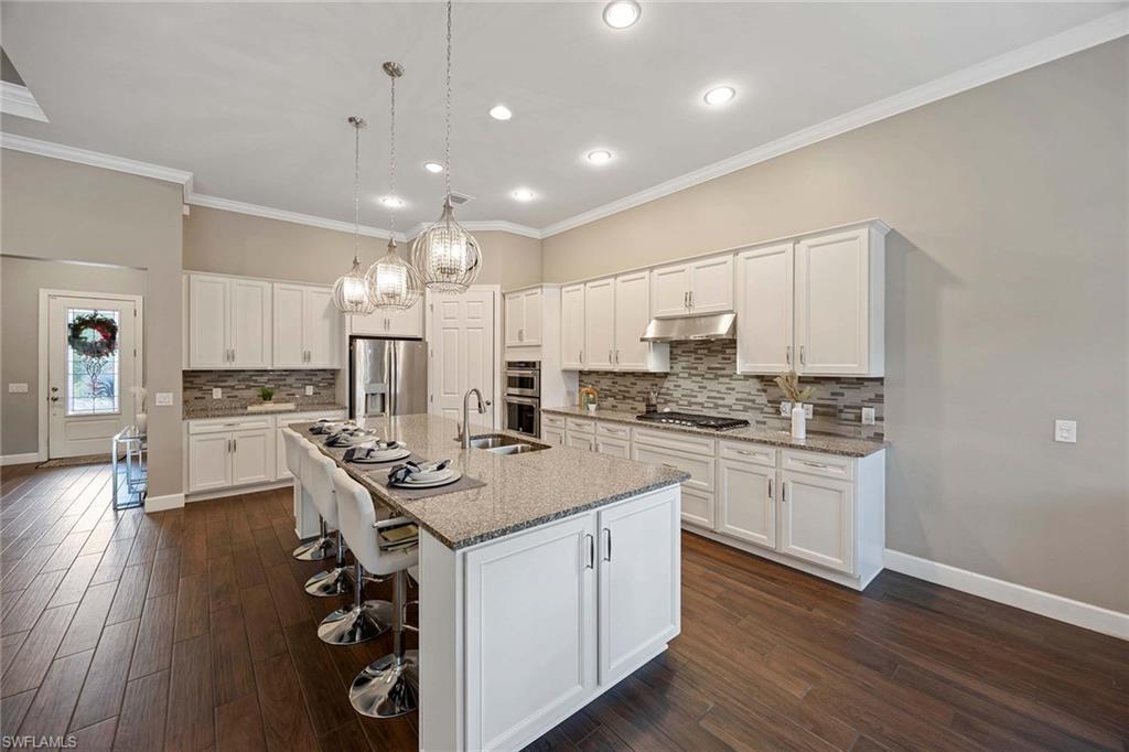 7520 Blackberry Drive Naples, FL 34114 - Photo 9 of 48