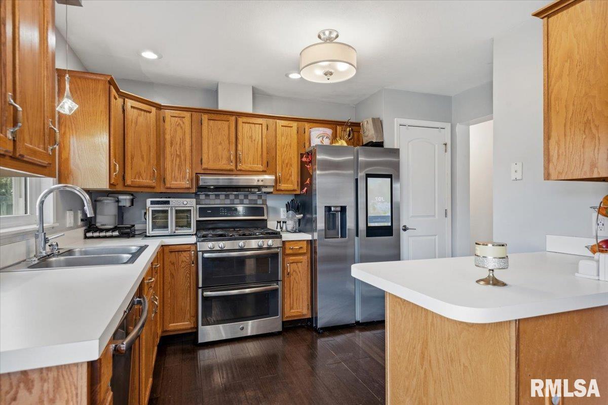 200 Appomattox Drive Springfield, IL 62711 - Photo 10 of 18 Gallery Image 10