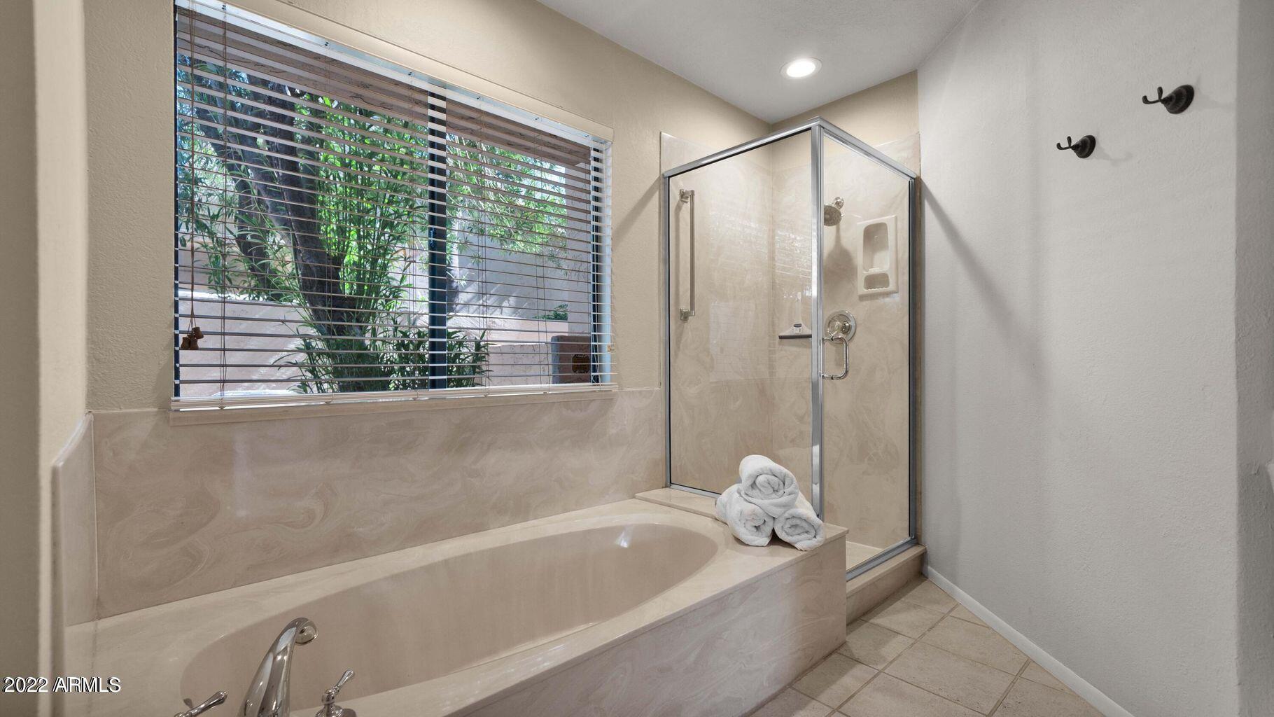 9709 East Mountain View Road, Unit 1624 Scottsdale, AZ 85258 - Photo 11 of 13 Guest bath