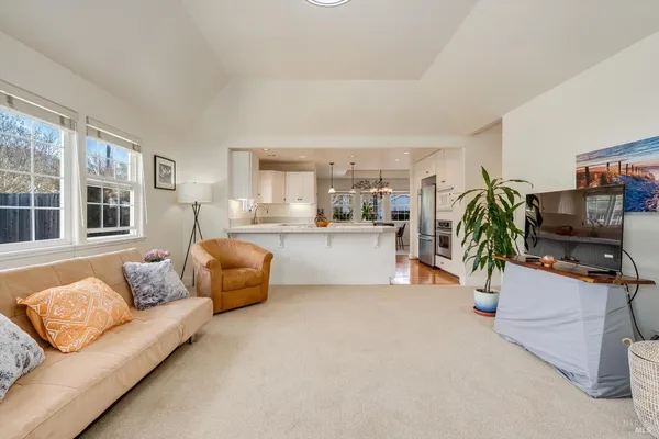 $1,100,000 | 1911 Emerald Drive, Calistoga, CA 94515