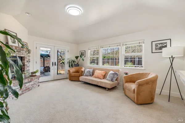 $1,100,000 | 1911 Emerald Drive, Calistoga, CA 94515