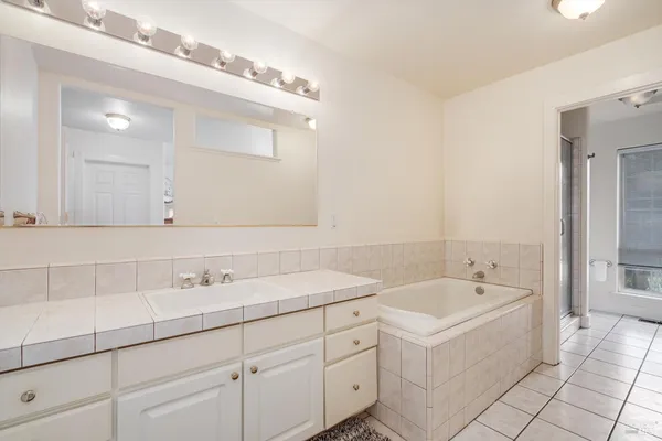 $1,100,000 | 1911 Emerald Drive, Calistoga, CA 94515