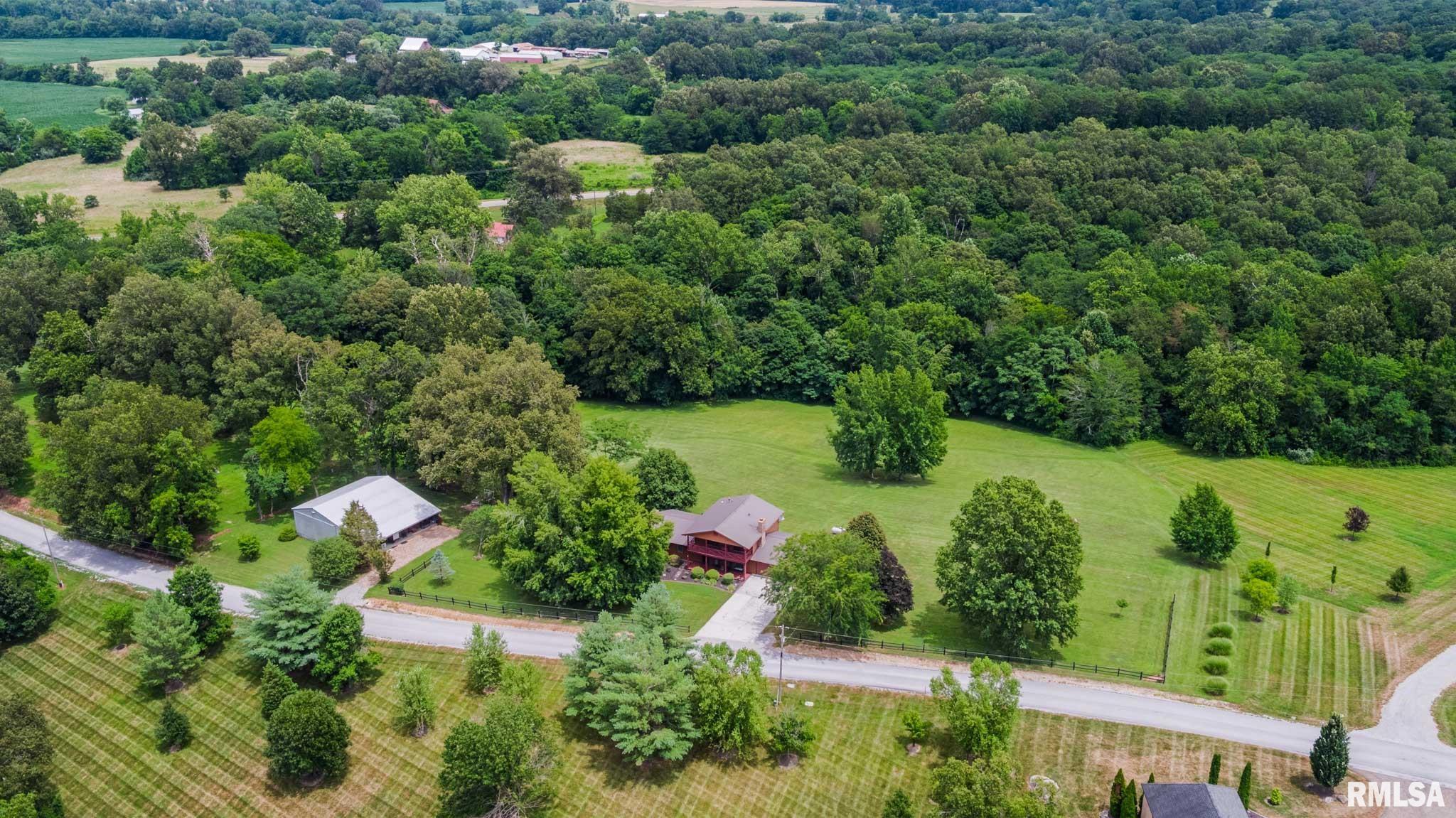 285 Sally Holler Road Harrisburg, IL 62946 - Photo 4 of 55