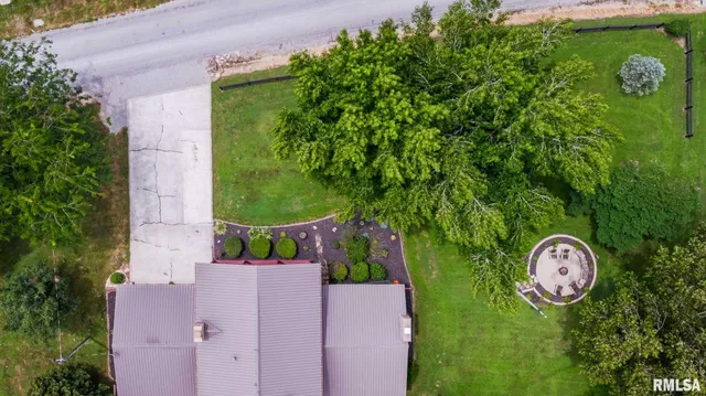 $339,000 | 285 Sally Holler Road, Harrisburg, IL 62946