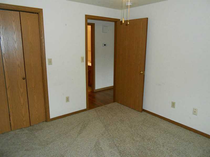 4294 Midfield Street Springfield, OH 45503 - Photo 17 of 23 Gallery Image 17