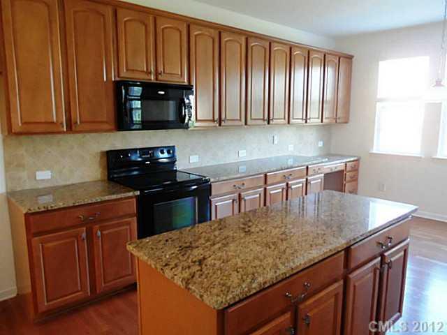 6301 Adobe Road Charlotte, NC 28277 - Photo 3 of 16