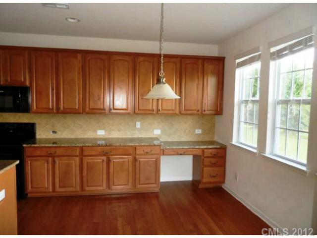 6301 Adobe Road Charlotte, NC 28277 - Photo 4 of 16
