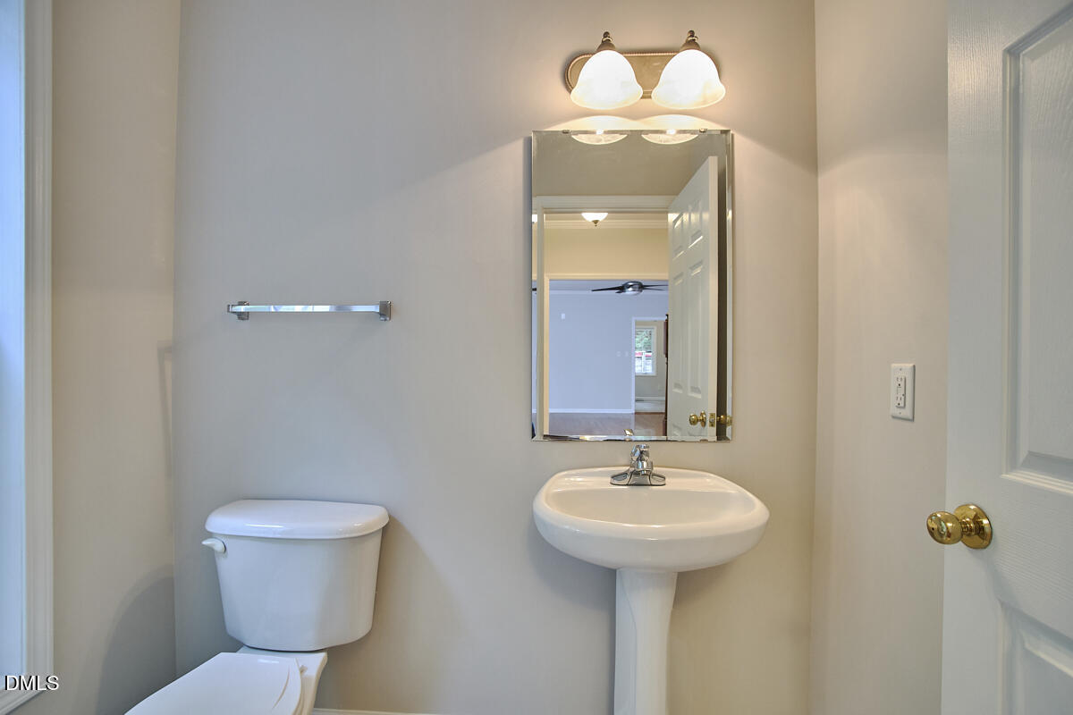 309 Blueridge Road Carrboro, NC 27510 - Photo 25 of 63 047